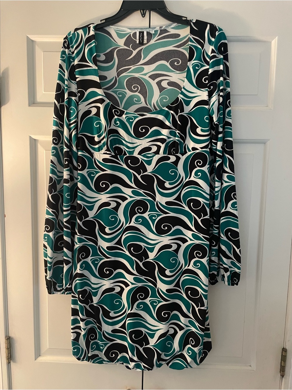 Patterned Teal & Black Long Sleeve Women’s Dress